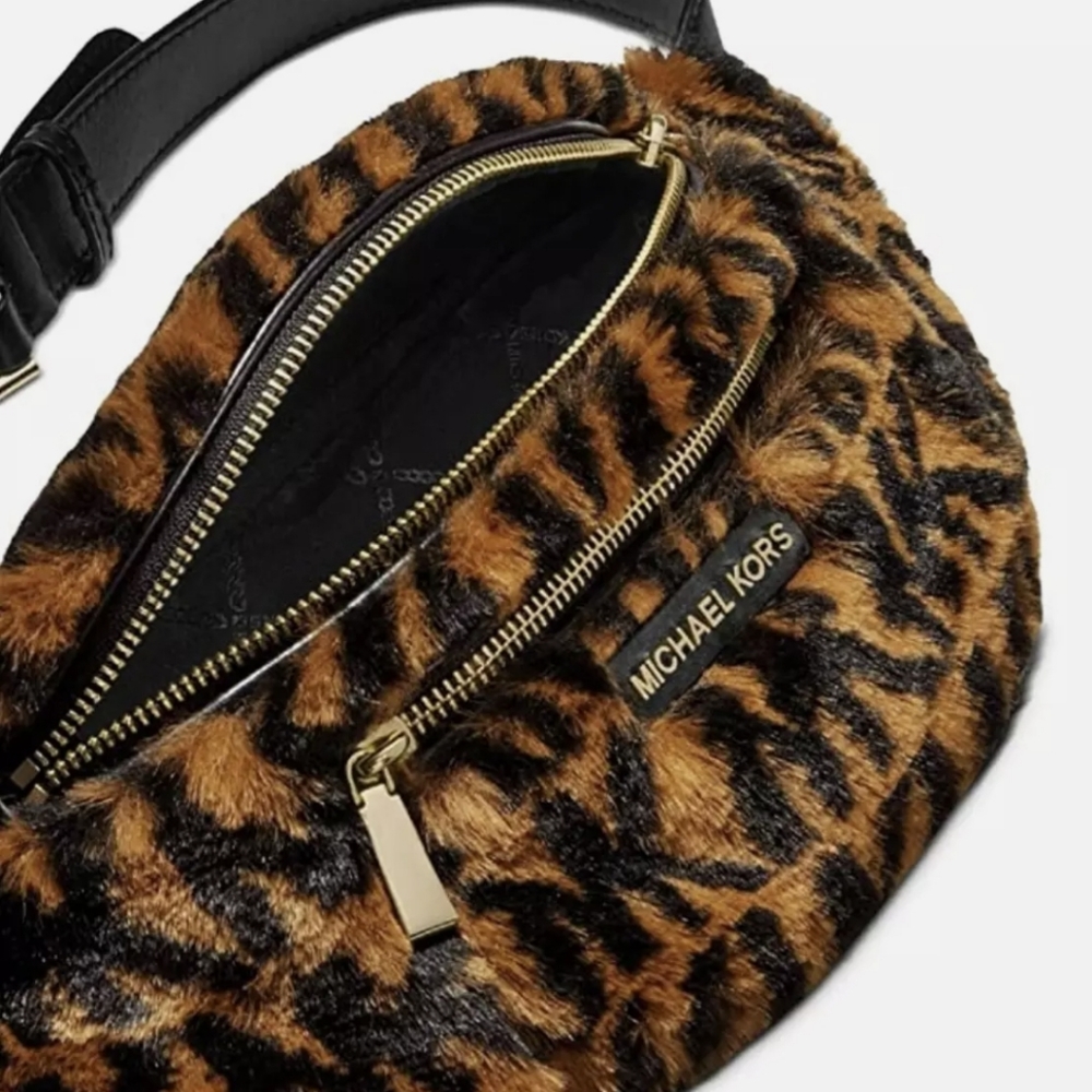 ⚠️LAST 1⚠️ Michael Kors Mott MD Waistpack Brown - Picture 3 of 5